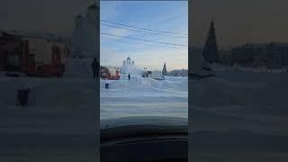 В центре Серова загорелся грузовой автомобиль. Видео от читателя "Глобуса"/ www.serovglobus.ru