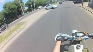 Водитель автомобиля не пропустил мотоциклиста //  The driver did not miss a motorcyclist