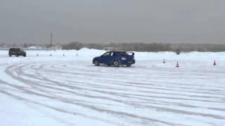 Управление автомобилем в критических ситуациях (зимний автодром)  полигон НЦВВМ