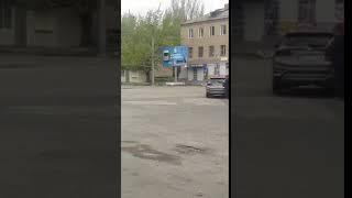 автомобиль посреди дороги остановился в Мелитополе