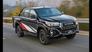 Toyota Hilux в комплектации GR sport. Новый автомобиль из ОАЭ / ЭКСПЕРТ АВТО