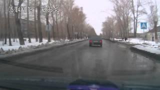 НАГЛЫЙ ВОДИТЕЛЬ АВТОМОБИЛЯ М 394 УЕ 96 RUS.MOV