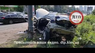 Видео. Водитель автомобиля #Mazda из Житомира, с полосы общественного транспорта