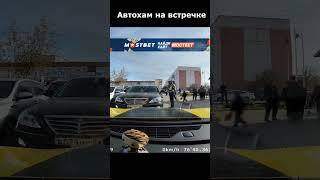 Грамотно проучил автохама #дуракинадороге #shorts